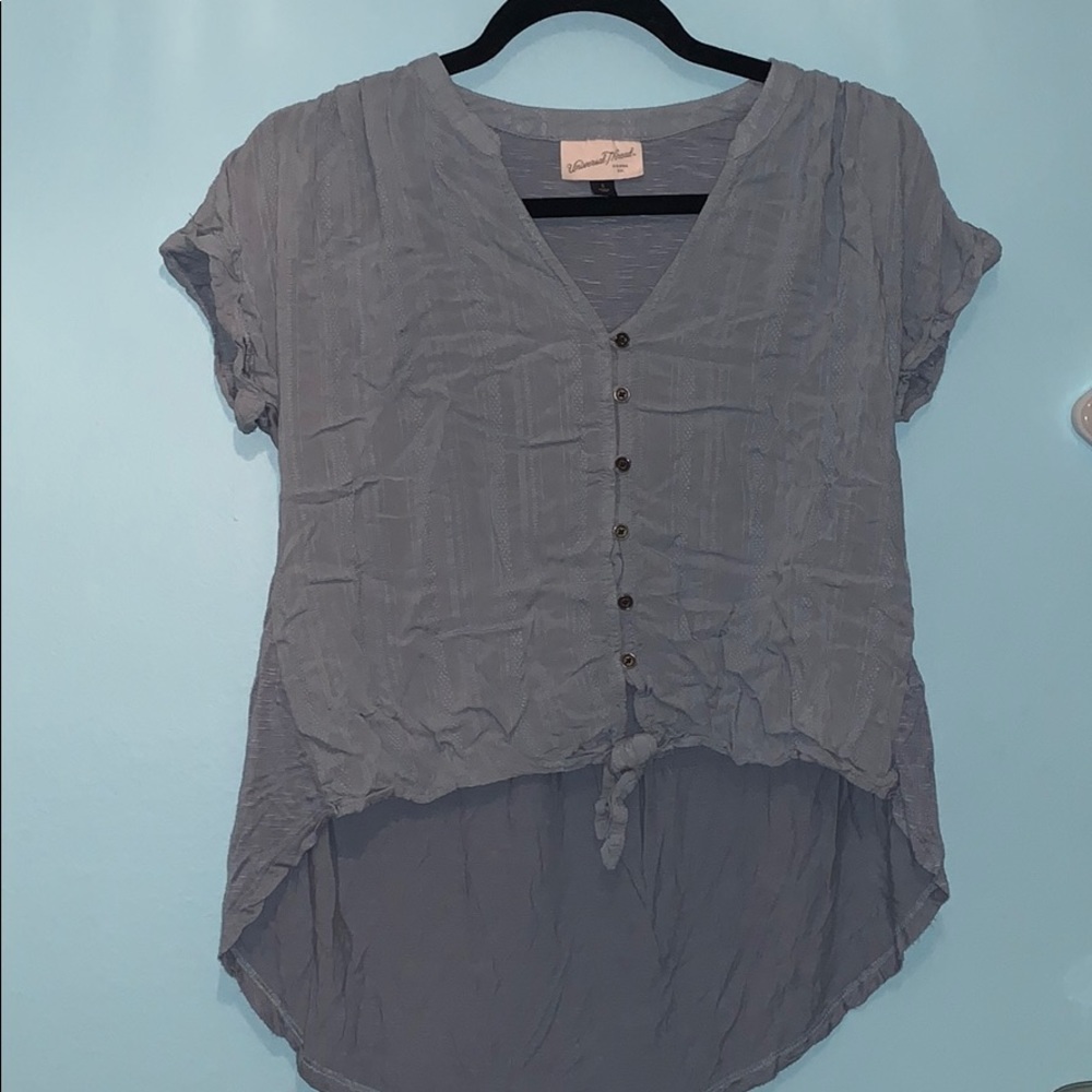 Blue blouse/t-shirt!